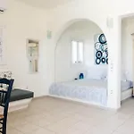 Hotell Makani Ano Mera