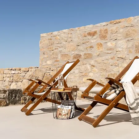 Makani Suites Hotel