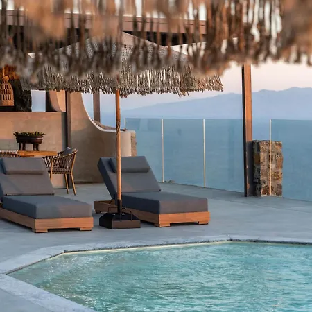 Makani Suites