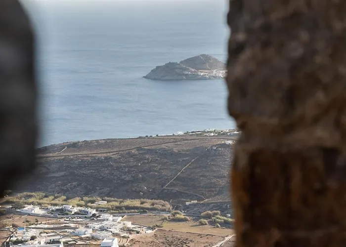 Makani Otel Ano Mera